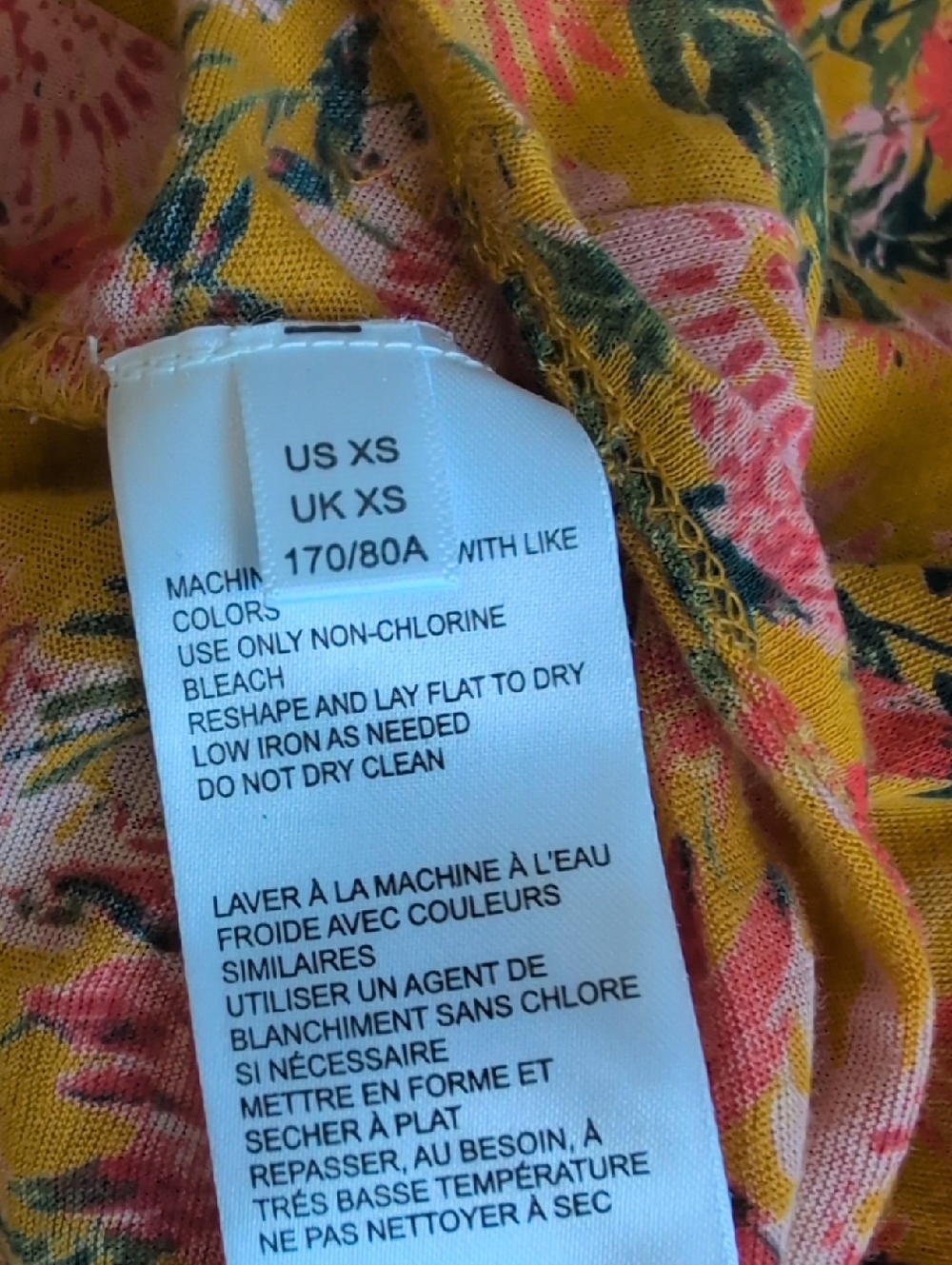 Urban Outfitters Floral Yellow Short-Sleeve Button Front Tie Top XS - Picture 7 of 9
